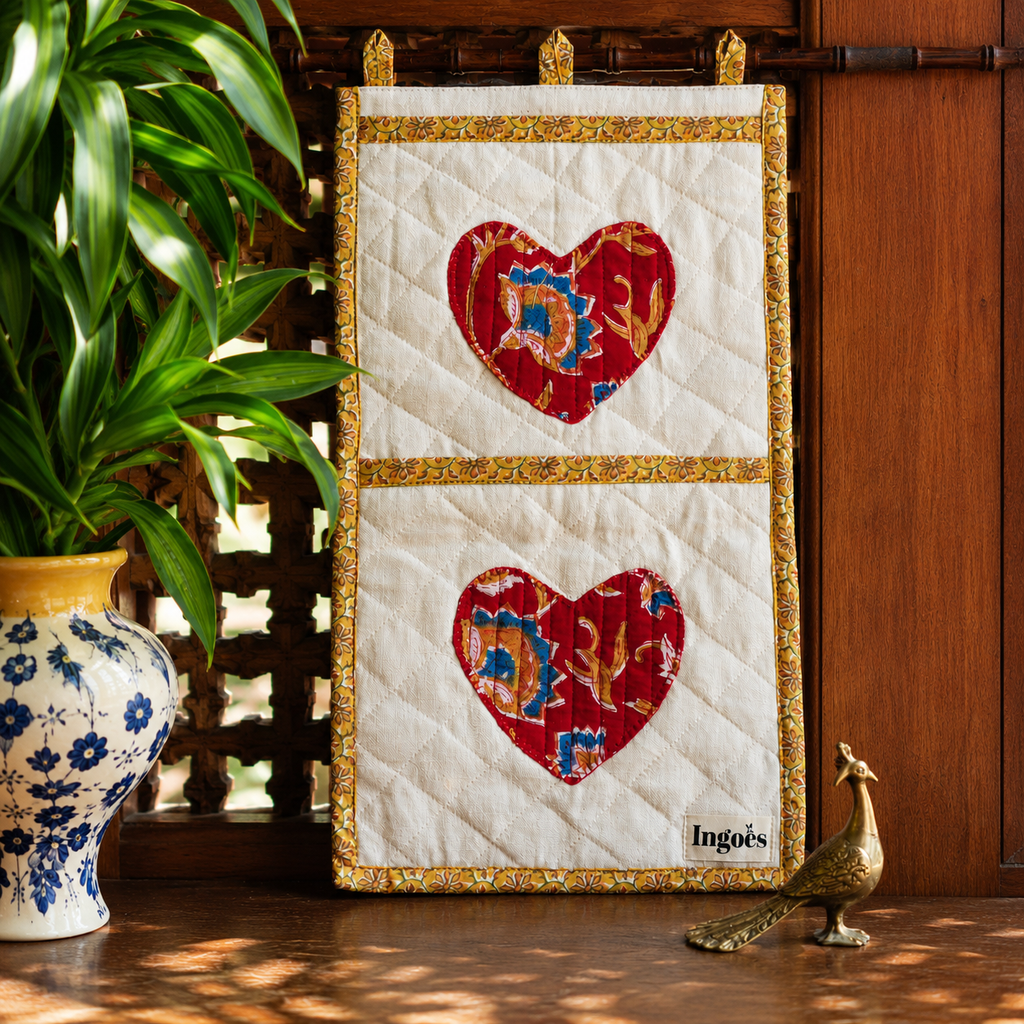 Little hearty wall hanging